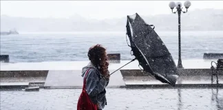 Yağmur ve kuvvetli rüzgar İstanbul dahil birçok kentte 3 gün boyunca etkili olacak.