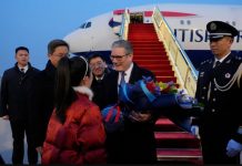 Avrupa Trump nedeniyle yüzünü doğuya çevirdi. Birleşik Krallık Başbakan’ı Çin’de.