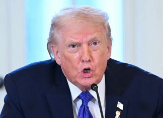 Trump, ABD ordusu komutanlarına Grönland’ı işgal planı hazırlamaları emrini verdi.