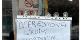 Esnafın Dükkâna Astığı Not: “Depresyona Girdim, Pazartesiye Kadar Yokum”