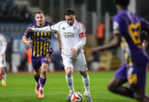 1’er puanla yetindiler