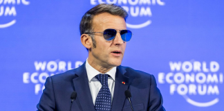 Davos buz gibi! Macron Trump’ı kastederek sert konuştu: “Zorbalığa boyun eğmeyiz”.