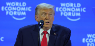 Trump Grönland için ortaya attığı gümrük vergisi tehdidini geri çekti