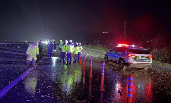 Balıkesir'de F-16 uçağı düştü, pilot şehit oldu