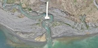 Sapanca Gölü’ne su takviyesi yapılıyor.