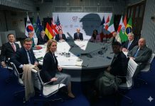 Trump, tehditleri ve aşağılamaları fayda etmeyince İran için müttefiklerinden yine yardım istedi.