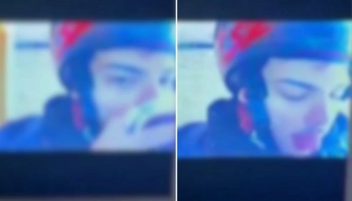 Kurye, sipariş tatlıyı bir güzel yalayıp öyle teslim etti