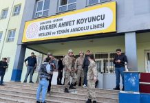 Lisede terör estirip intihar etti!16 yaralı…