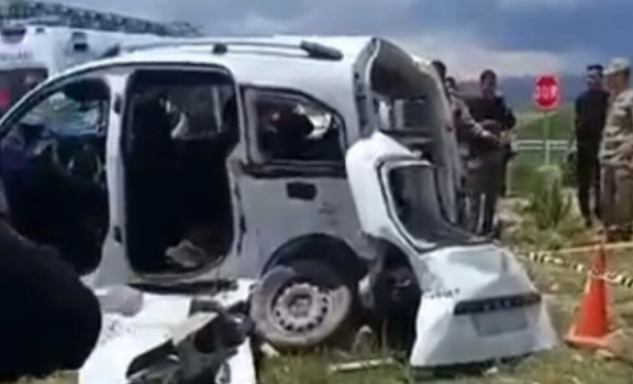 Van’da feci kaza, 4 ölü, 2 yaralı