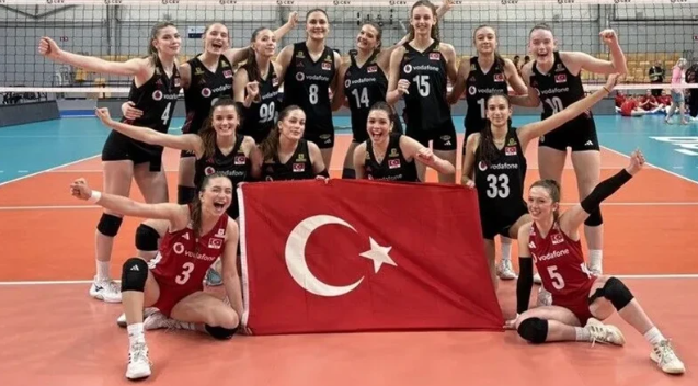 Filenin Genç Sultanları Avrupa İkincisi