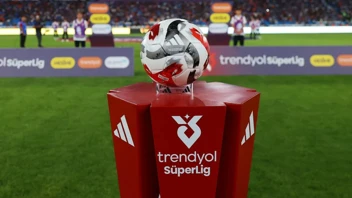 super-ligde-yeni-sezonun-fiksturu-cekildi-derbilerin-tarihleri-belli-oldu-ksxq