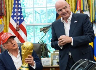 Futbol-Siyaset Tarihinde Bu da Oldu: Trump ABD Milli Takım Oyuncusuna Verilen Kırmızı Kart Cezasını Erteletti