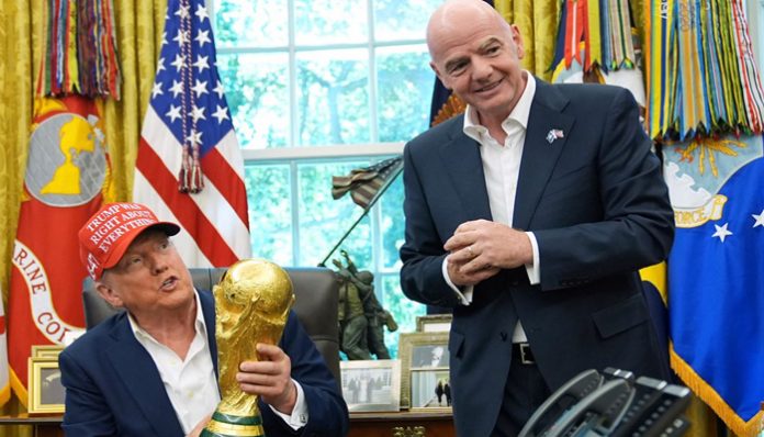 trump infinito