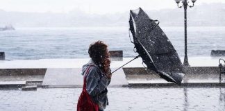 İstanbul’da yarın fırtına ve sağanak yağış bekleniyor.