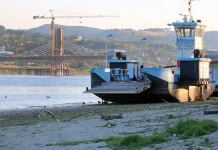 ‘Tuna nehri akmam diyor’ marşı doğru çıktı:Tuna Nehri’nde çok sayıda gemi düşük su seviyesi nedeniyle bekliyor
