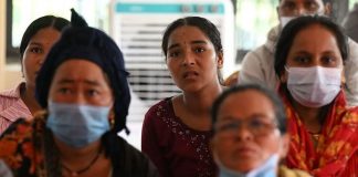 Nepal’deki Buzul Faciasında Can Pazarı: Yüzlerce Kişi İçin Tünellerde Zamana Karşı Yarışılıyor