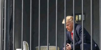 ABD Başkanı Donald Trump, Tahran’da ‘hapishaneye’ atıldı !