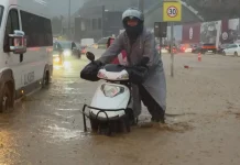 İstanbul Valisi Davut Gül, yarın sokağa çıkılmaması uyarısında bulundu.